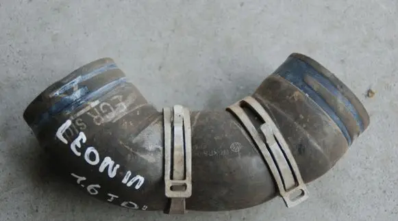 Seat Leon (5F) EGR valve line/pipe/hose 105KM