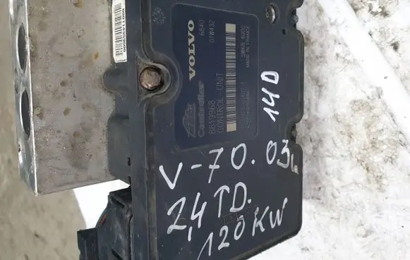 Volvo V70 ABS Pump 8619968 10020403574