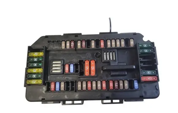 BMW 1 F20 F21 Fuse module 933787901 9337879