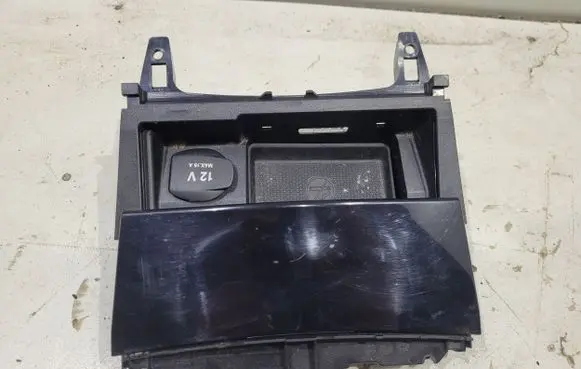 Ashtray (front)