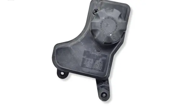 BMW 1 E82 E88 Coolant expansion tank/reservoir 7810592 17137810592