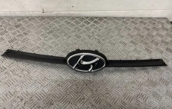 Hyundai i10 Front bumper upper radiator grill 86351B9500
