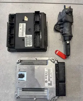 Volkswagen Transporter - Caravelle T5 Engine control unit/module 038906016S 0281012763 1039S19653