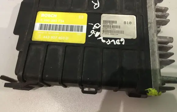 Volkswagen Golf II Engine control unit/module 443907403D 0280000734