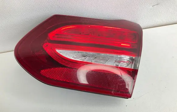 Mercedes-Benz C W205 Tailgate rear/tail lights A2059061603