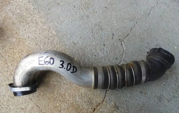 BMW 5 E60 E61 Engine coolant pipe/hose 7546351313
