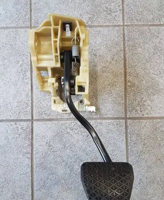 BMW 6 E63 E64 Brake pedal 6759950 173369