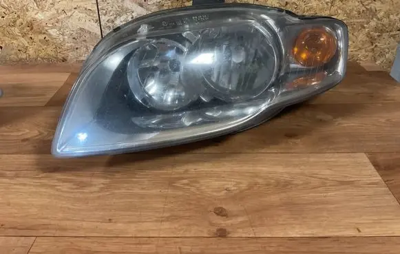 Audi A4 S4 B7 8E 8H Headlight/headlamp 8E0941003AJ 0301219201