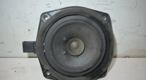 Mitsubishi Colt Front door speaker MN141417