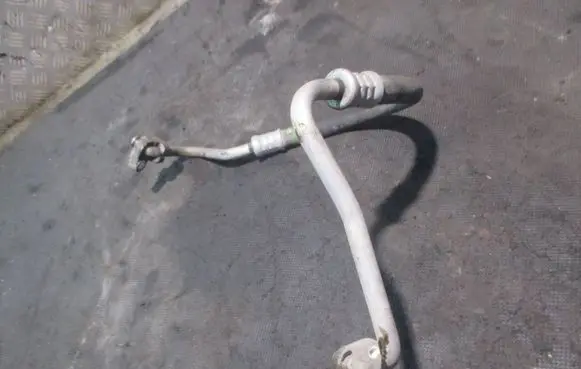 Toyota RAV 4 (XA20) Air conditioning (A/C) pipe/hose 