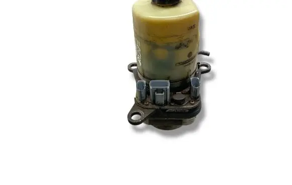 Ford Focus Power steering pump 4M513K514CA