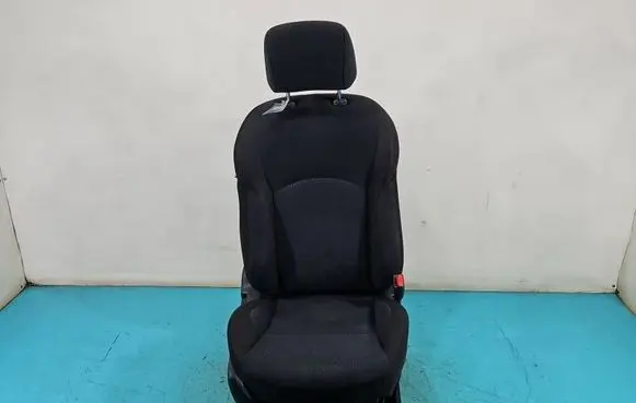 Nissan Juke I F15 Front passenger seat IMPRK1572838