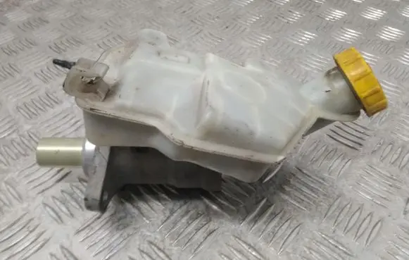 Ford Fiesta Master brake cylinder 03350884941