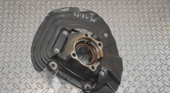 BMW X3 F25 Front wheel hub 6855954