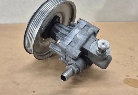 Audi A6 S6 C4 4A Power steering pump 7681955265 048145155F 0082327