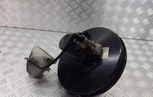 Ford Focus Brake booster 98AB2B195OJ