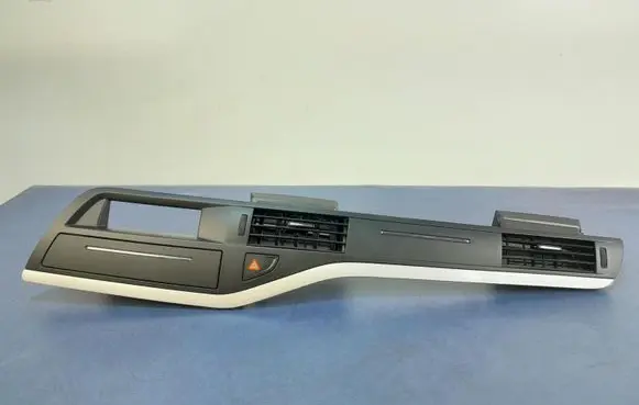 Citroen C5 Side skirt rear trim 9682359677