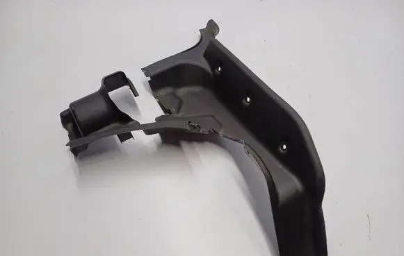 Mercedes-Benz E W238 Seat belt trim A2386900802