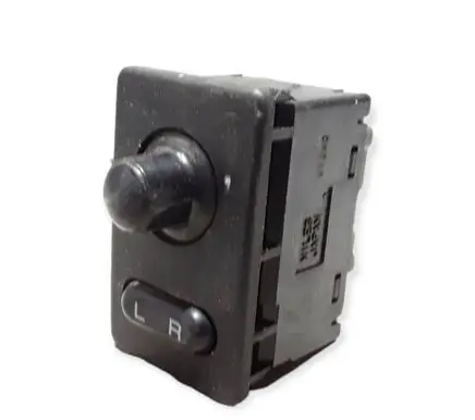 Nissan Patrol Y61 Wing mirror switch 97240