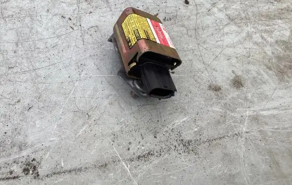 Toyota Prius (XW20) Airbag deployment crash/impact sensor 1879000891