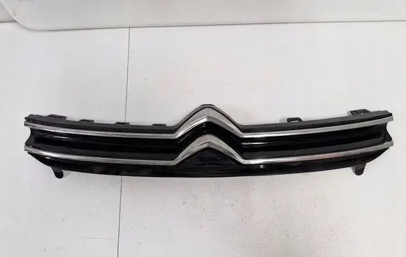 Citroen C4 Cactus Front grill 9824153277