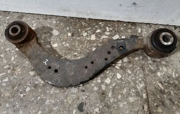 Rear upper control arm/wishbone