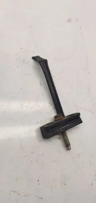 Battery bracket