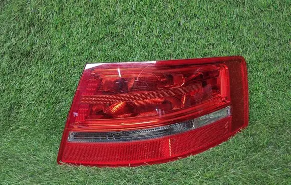 Audi A3 S3 8P Rear/tail lights 8P7945096 2VA00977902