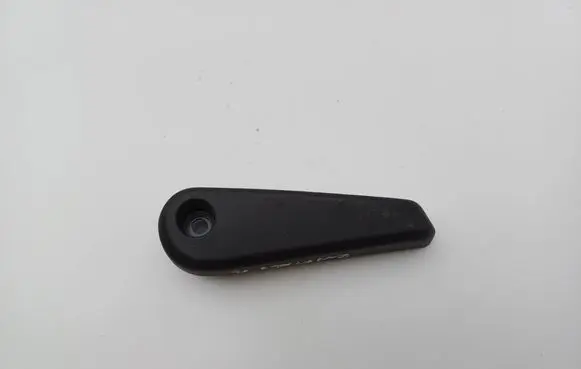 Opel Zafira B Seat adjustment handle 13167488