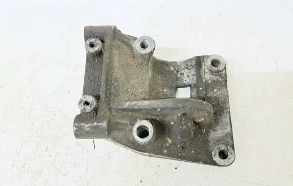 Volvo V50 A/C compressor mount bracket 