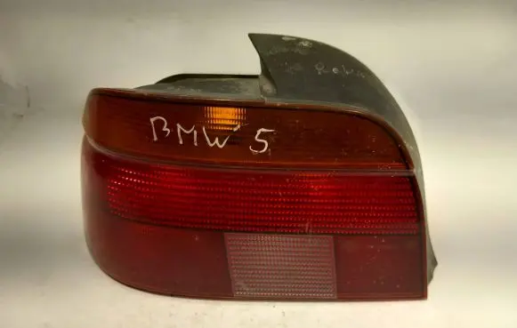 BMW 5 E39 Rear/tail lights 8358031