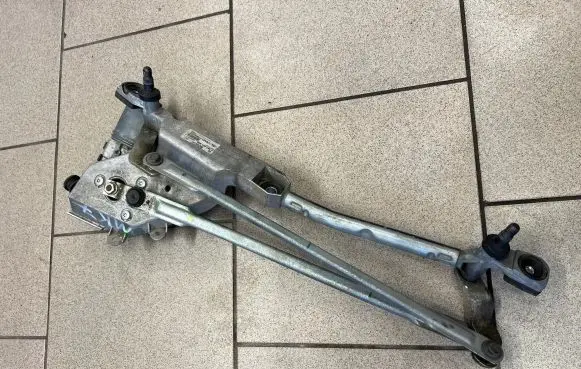 Ford Fiesta Front wiper linkage and motor 3397021586