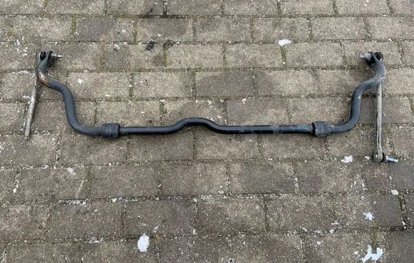 Mercedes-Benz GLA W156 Front anti-roll bar/sway bar A2463203511