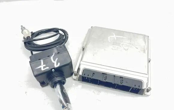 Mercedes-Benz S W220 Engine ECU kit and lock set A1121535179 2155450808