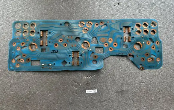 Speedometer (instrument cluster)
