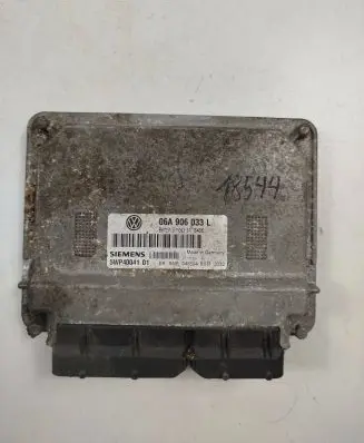 Volkswagen New Beetle Engine control unit/module 06A906033L 5WP40041