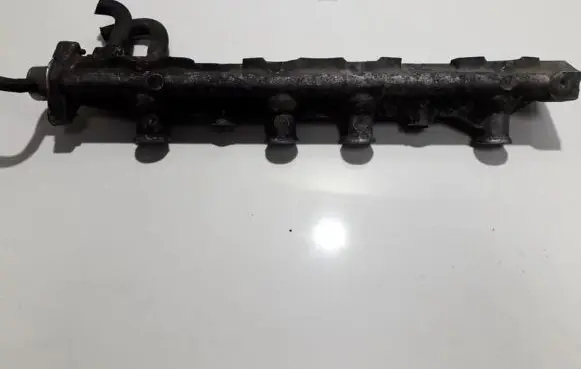 Fuel main line pipe