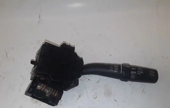 Toyota Corolla Verso E121 Indicator stalk 173654LH