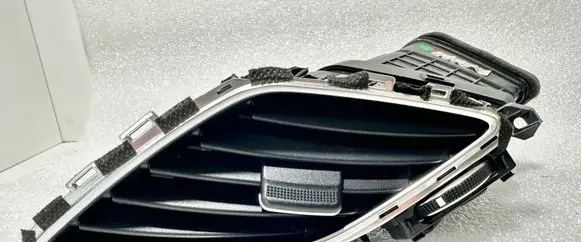 Hyundai i40 Dash center air vent grill 974203Z000 U09D52