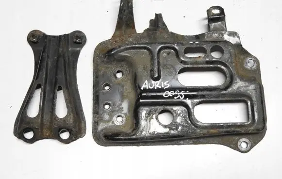 Toyota Auris 150 Battery bracket 345834u5oi34kl534
