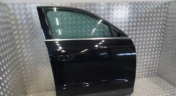 Audi Q3 8U Front door
