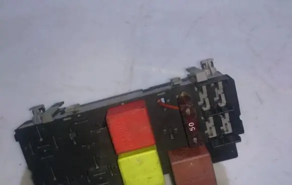 Renault Scenic I Fuse box set 7703297193