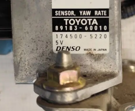 Toyota Land Cruiser (J120) ESP acceleration yaw rate sensor 8918360010 1745005220