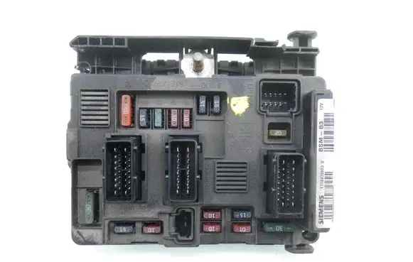 Citroen C3 Central body control module 9650585880