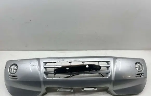 Mitsubishi Pajero Front bumper