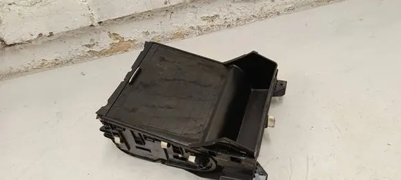 Mercedes-Benz GLE (W166 - C292) Cup holder front 16956629