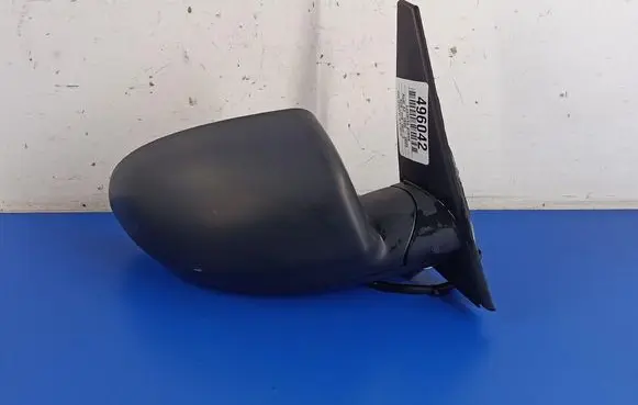 Front door electric wing mirror