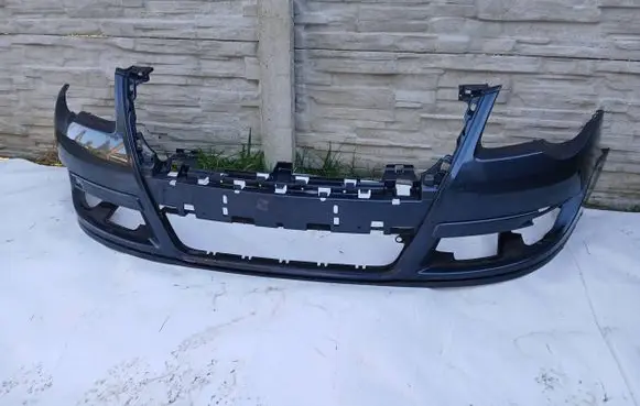 Volkswagen PASSAT B6 Front bumper 3C0807221C