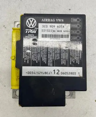 Volkswagen PASSAT B6 Airbag control unit/module 3C0909605A 06052803 331322
