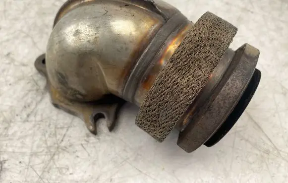 Mercedes-Benz E W211 Exhaust gas pipe 